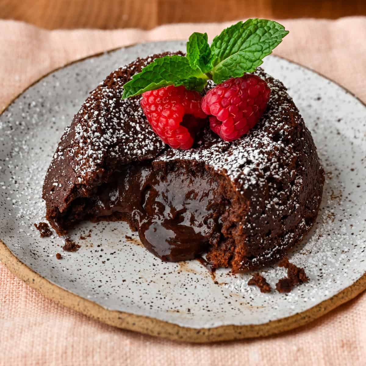 Homemade Molten Lava Cakes: Essential Tips for Decadent Results